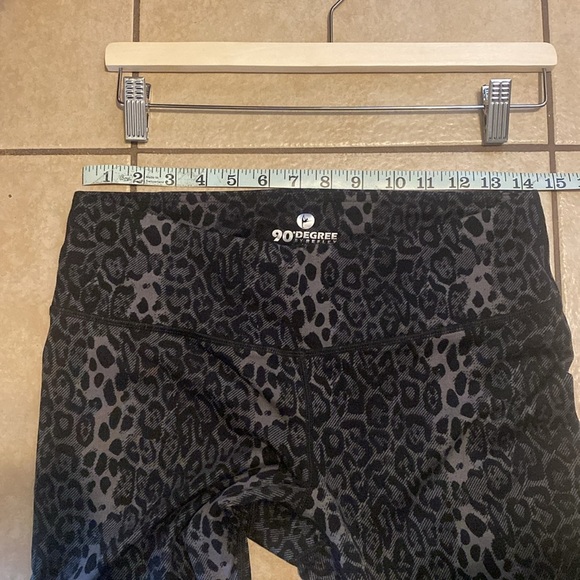 90 Degree by Reflex leggings Size M - Picture 7 of 9